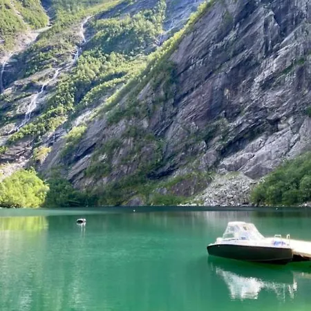 Large Holiday In Unique Fjord *